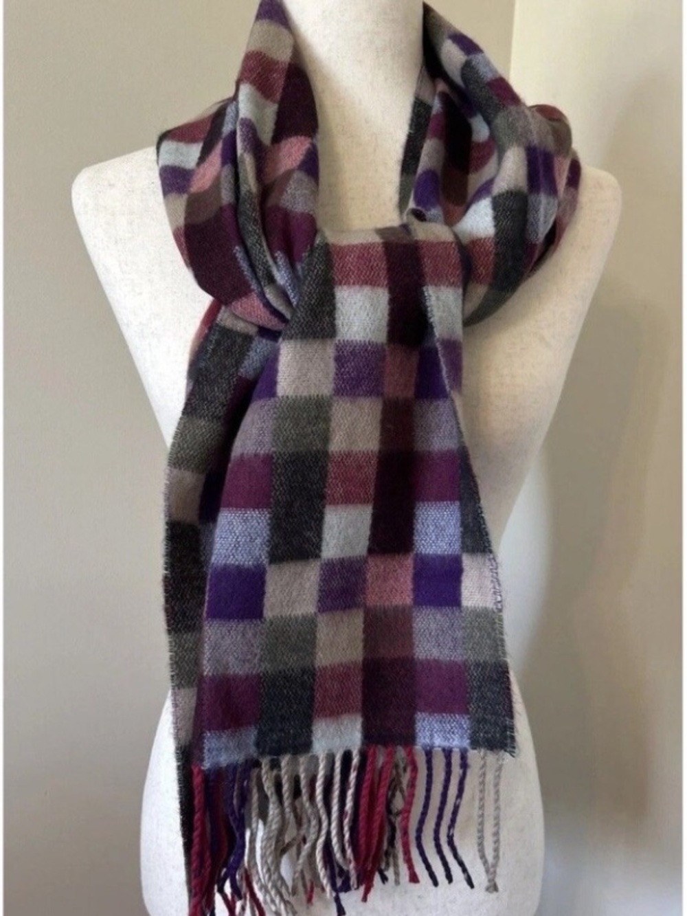 Color Block 100% Cashmere Scarf With Fringe Made In Scotland Purple Pink Check
